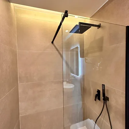 Hotel Agate Self Check In Tirana