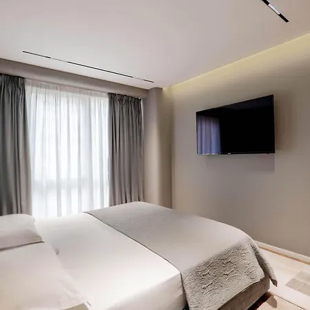 Agate *