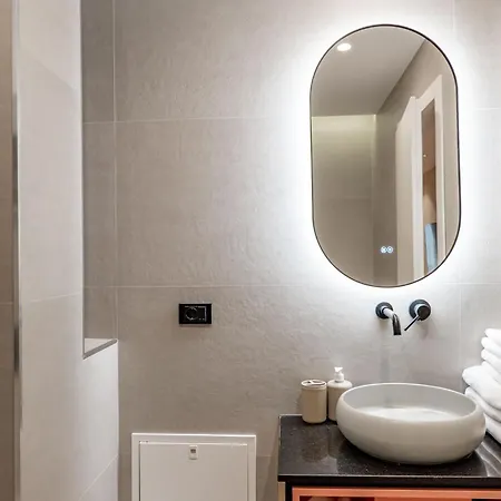 Agate Hotel