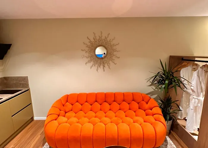 Agate * تيرانا